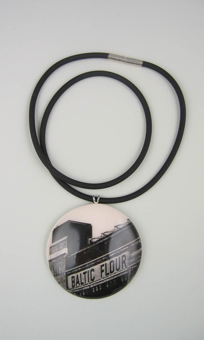 View Baltic pendant