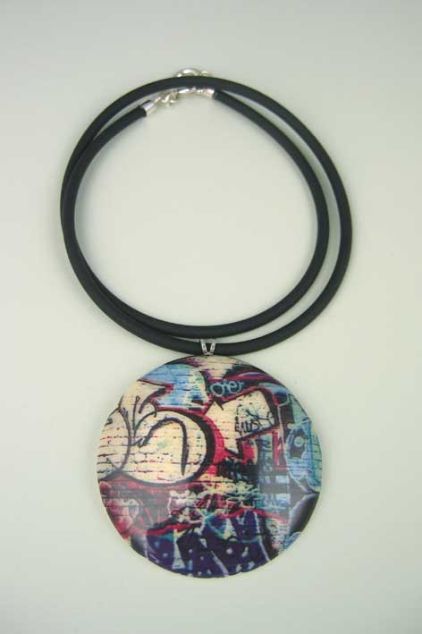 View Cream Bubble pendant